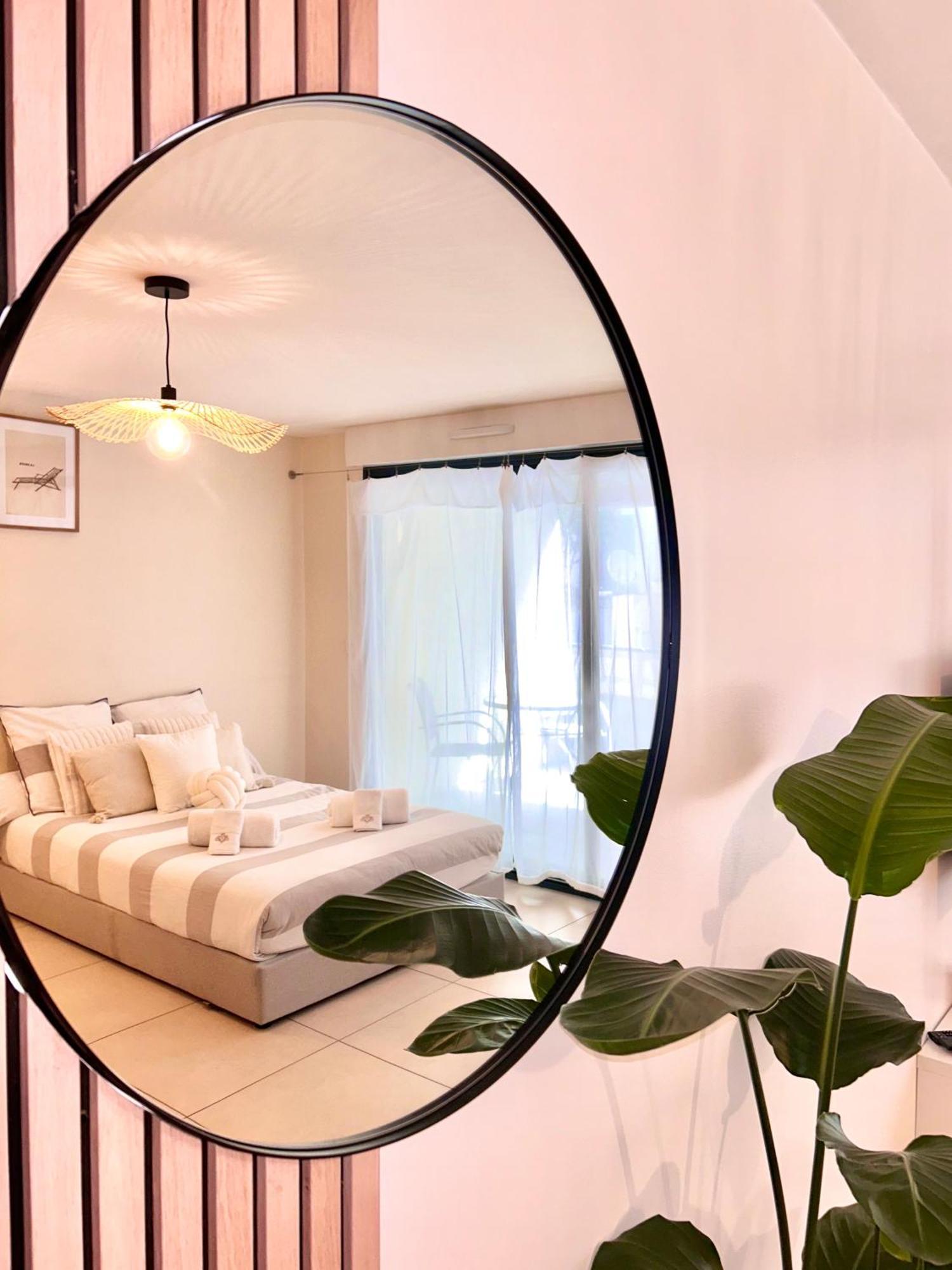 Studio Neuf - Portes De Monaco - Confort - Wifi - Clim Екстериор снимка